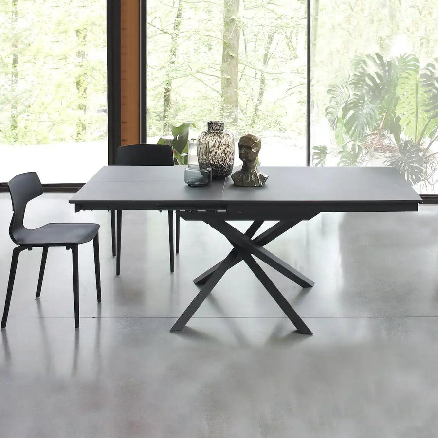 Dining table - Compatta - Intertwined Extendable Dining Table - Spaceman