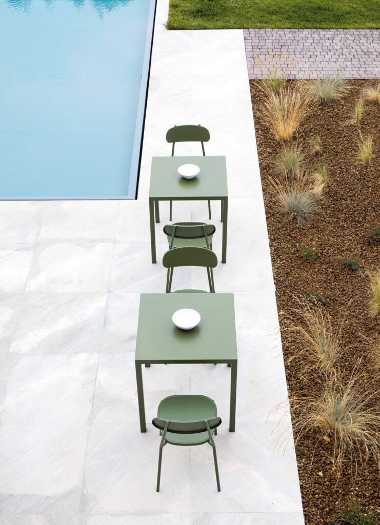 Outdoor - Curvy - Outdoor Dining Chair - Spaceman