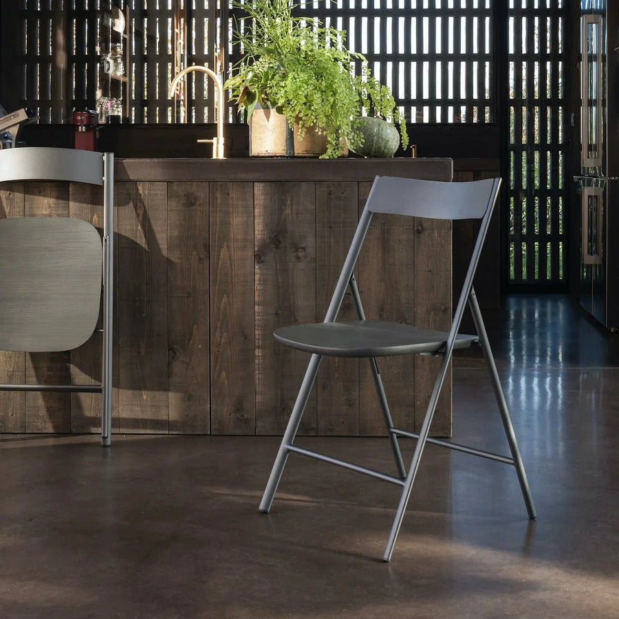  - Svelte - Luxury Foldable Dining Chairs - Spaceman